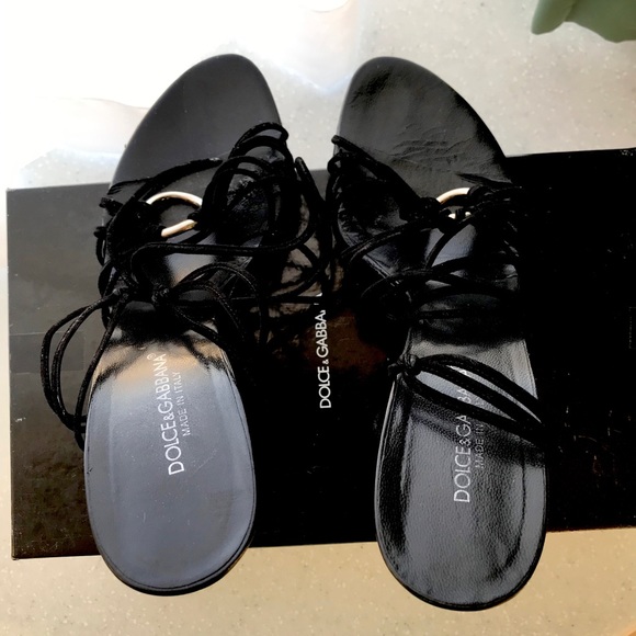 ✨SOLD✨Dolce & Gabbana strappy heels - Picture 2 of 10